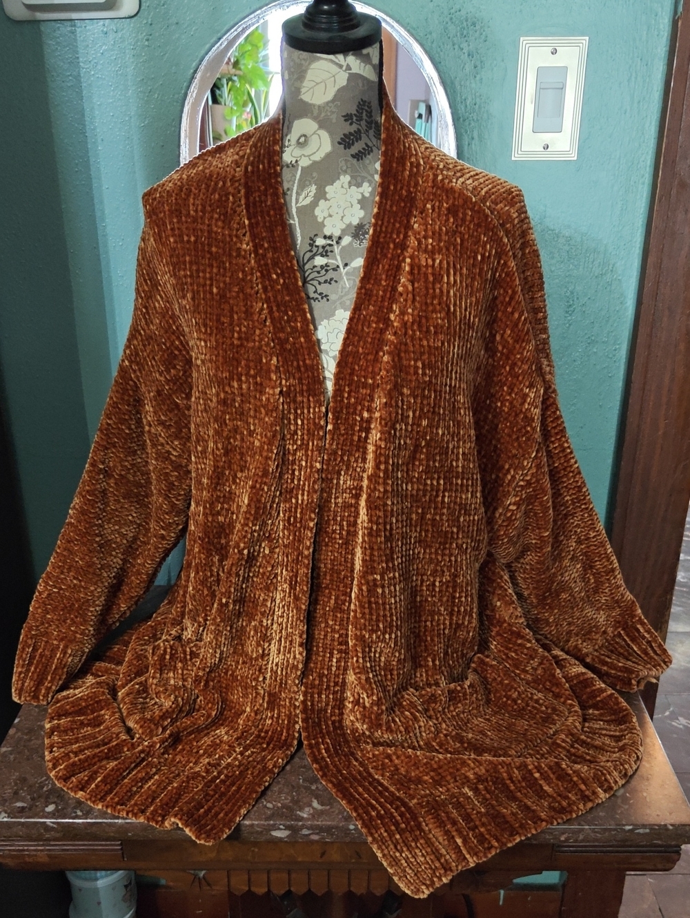 Aphorism Plush Open-Front Chenille Cardigan in Rust